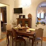 Dandy Dimitsana: Charming Family With Dual Fireplaces Villa Dimitsana