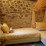 Villa Dandy Dimitsana: Charming Family With Dual Fireplaces