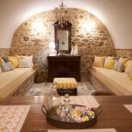 Dandy - A Family Ideal Charming In A Quaint Historic Neighborhood - 2 Fireplaces For Romantic Nights * Dimitsana