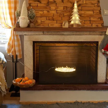 Dandy Dimitsana: Charming Family With Dual Fireplaces * Dimitsana