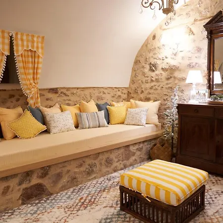 Villa Dandy Dimitsana: Charming Family With Dual Fireplaces *