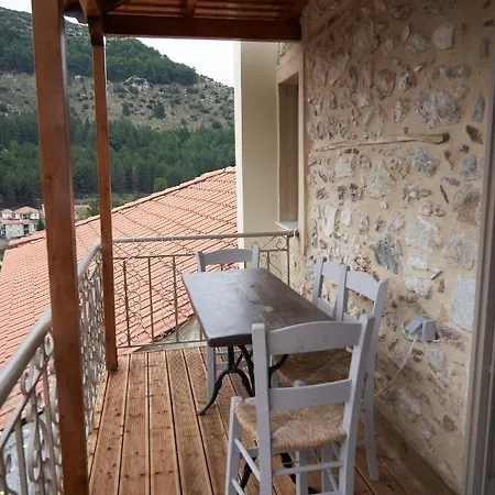 Dandy - A Family Ideal Charming In A Quaint Historic Neighborhood - 2 Fireplaces For Romantic Nights Dimitsana