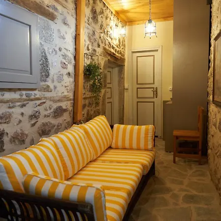 Dandy - A Family Ideal Charming In A Quaint Historic Neighborhood - 2 Fireplaces For Romantic Nights Villa Dimitsana