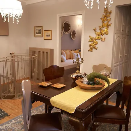Dandy - A Family Ideal Charming In A Quaint Historic Neighborhood - 2 Fireplaces For Romantic Nights Dimitsana