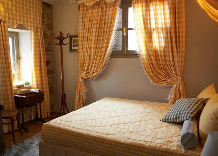 Dandy - A Family Ideal Charming In A Quaint Historic Neighborhood - 2 Fireplaces For Romantic Nights