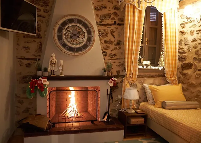 Dandy - A Family Ideal Charming In A Quaint Historic Neighborhood - 2 Fireplaces For Romantic Nights