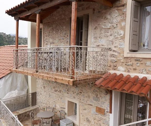 Vila Dandy - A Family Ideal Charming In A Quaint Historic Neighborhood - 2 Fireplaces For Romantic Nights Dimitsana