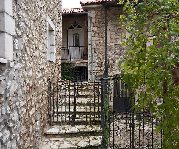 Dandy - A Family Ideal Charming In A Quaint Historic Neighborhood - 2 Fireplaces For Romantic Nights * Dimitsana