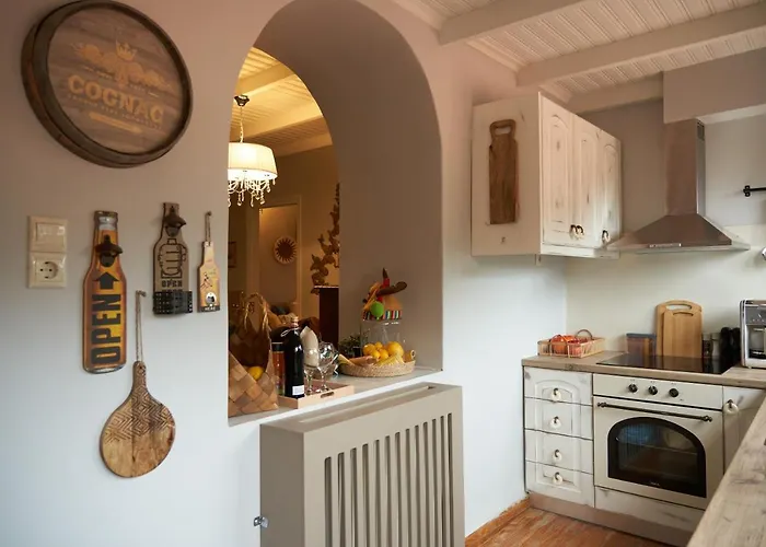 Dandy - A Family Ideal Charming In A Quaint Historic Neighborhood - 2 Fireplaces For Romantic Nights Villa Dimitsana