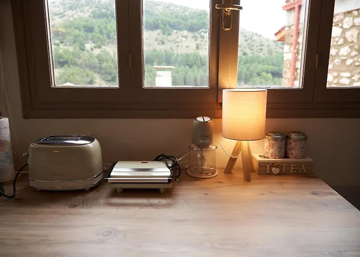 Dandy - A Family Ideal Charming In A Quaint Historic Neighborhood - 2 Fireplaces For Romantic Nights Dimitsana