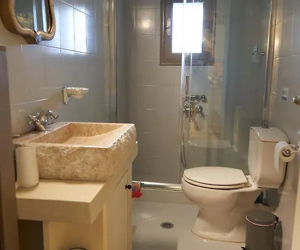 Vila Dandy - A Family Ideal Charming In A Quaint Historic Neighborhood - 2 Fireplaces For Romantic Nights *